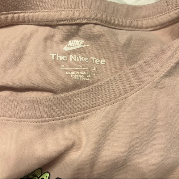 Nike Fantasy Futura Light Pink Men’s Short Sleeve T-Shirt, Size XL - Picture 5 of 6